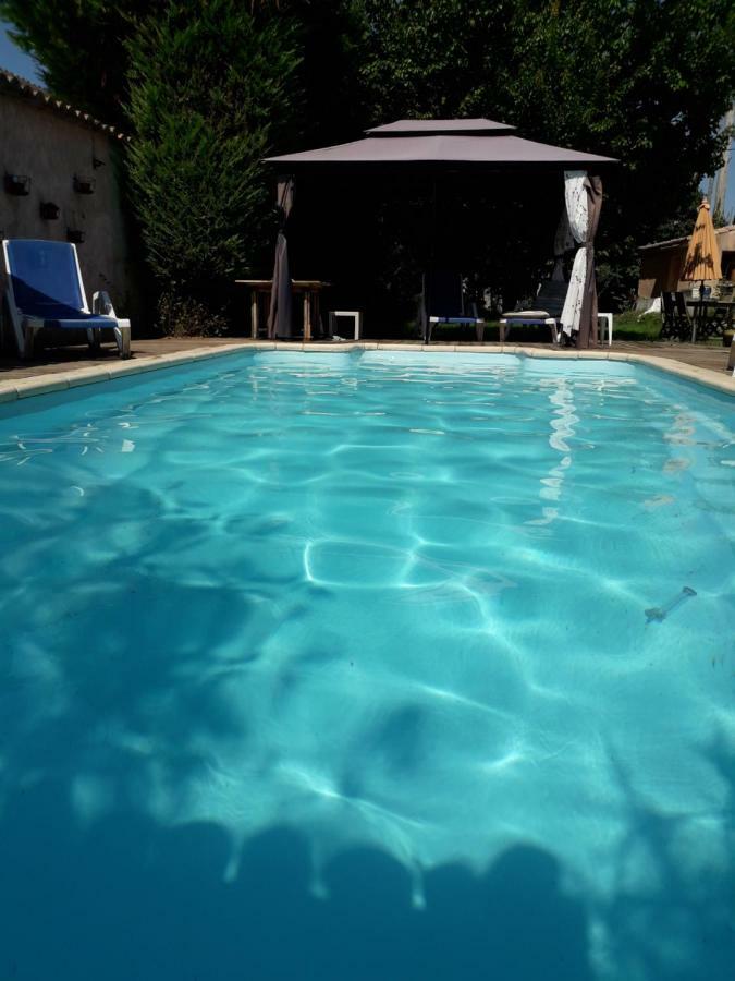 Brig'Gite LʼIsle-sur-la-Sorgue Dış mekan fotoğraf