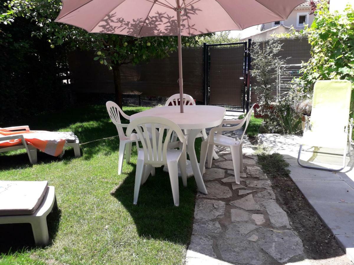 Brig'Gite LʼIsle-sur-la-Sorgue Dış mekan fotoğraf