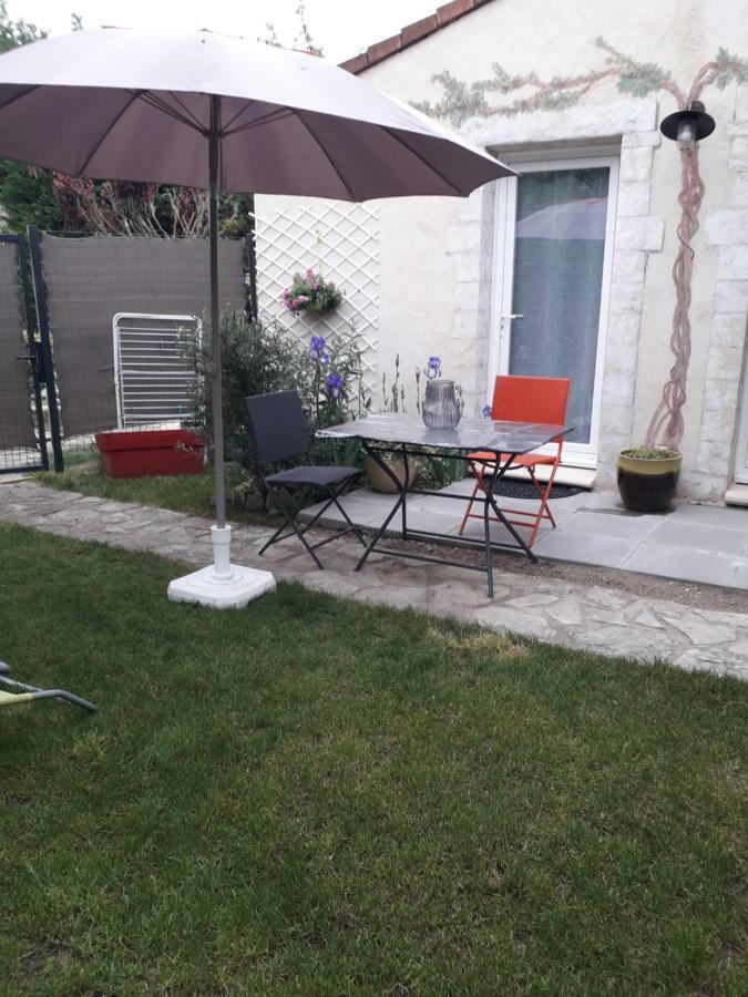 Brig'Gite LʼIsle-sur-la-Sorgue Dış mekan fotoğraf
